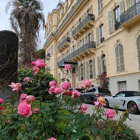 Unique, Et Calme Nizza